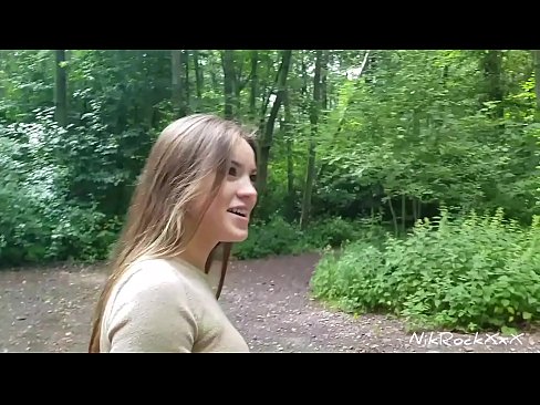 ❤️ Suxerinlle a Evelina que fodemos nun lugar público! Ela dixo que si. Entón fodiuna no cu e corme na súa boca. Entón ela cabreouse. ☑ Follar a nós gl.shufflesex.ru ❌️❤
